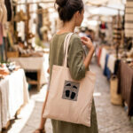 tote bag personnalisable, motif pantoufles et les vacances à la plage